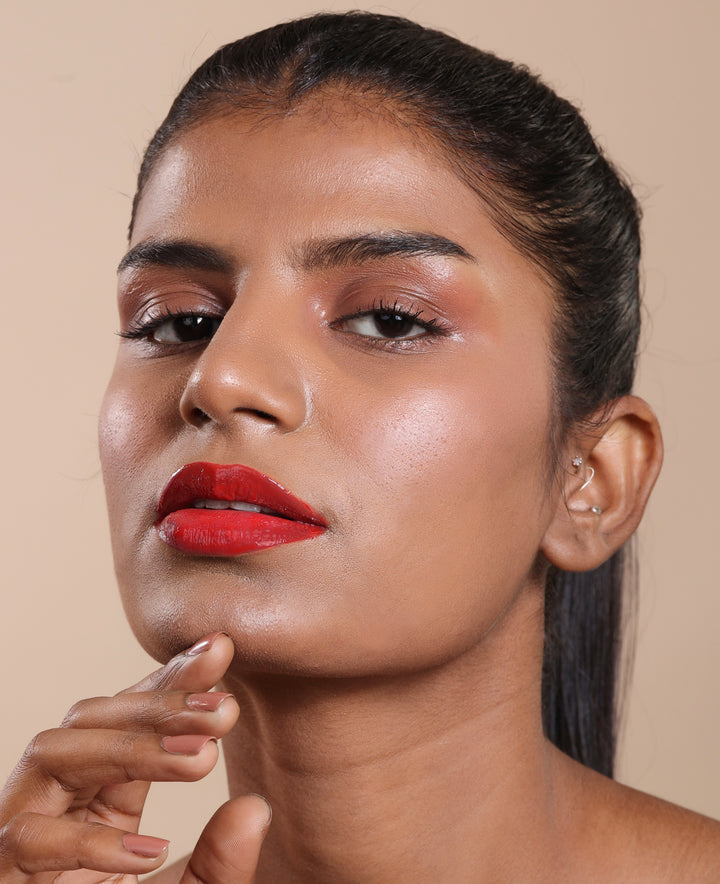Tinted Lip Oil - Curious Red (Red) Sharisa India
